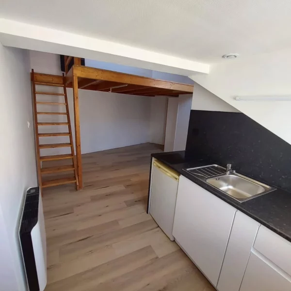 Rénovation studio — Nantes Centre — Octobre 2025
